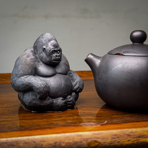 "Charambe" Gorilla Teapet