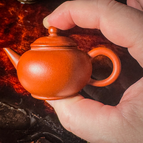 Zhuni Shui Ping Yixing Teapot 40ml :: Seattle Inventory 22